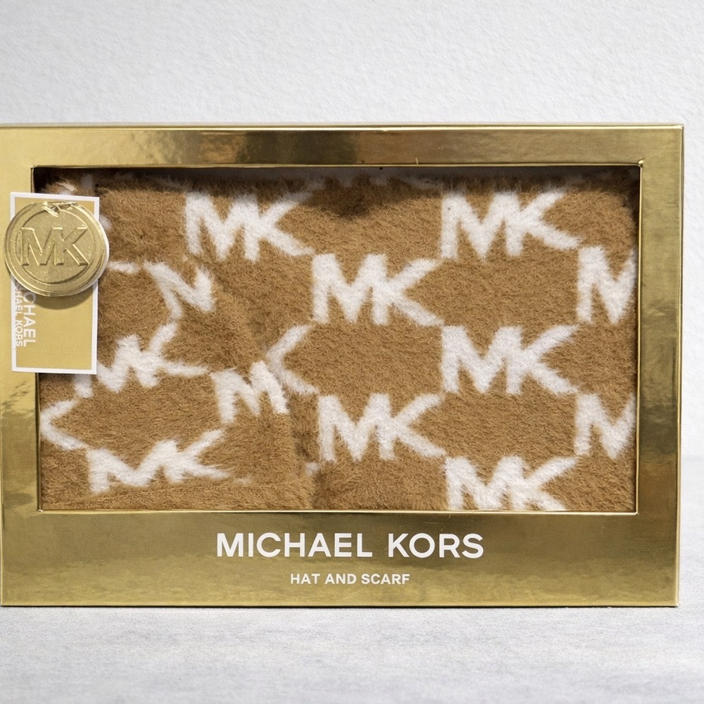 Michael Kors Logo Knit Hat & Scarf Gift Set – Brown/White – Brand New in Box